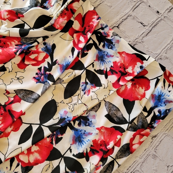 White House Black Market Floral Tank Sz M - Picture 6 of 8